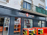 Speed Burger inside