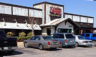 Logan's Roadhouse outside