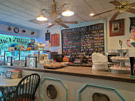 Molli's Cafe inside