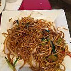 Eddies Wok n Roll food