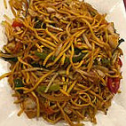 Eddies Wok n Roll food