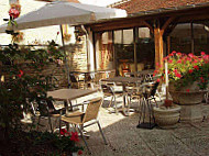 Hostellerie Du Château inside