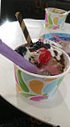 Yogurtland food