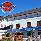 Trompete outside