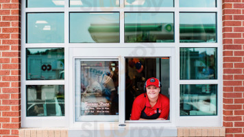 Smithfield 's Chicken 'n -b-q outside