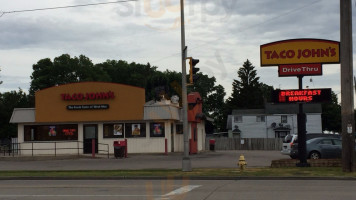 Taco John's outside