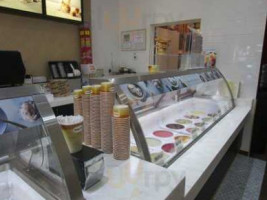 Haagen-dazs Shop food