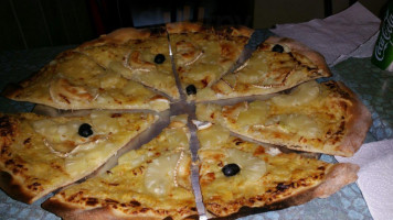 Pizza L'abrivados food