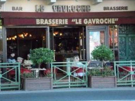 Le Gavroche outside