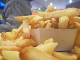 Friterie De La Gare food