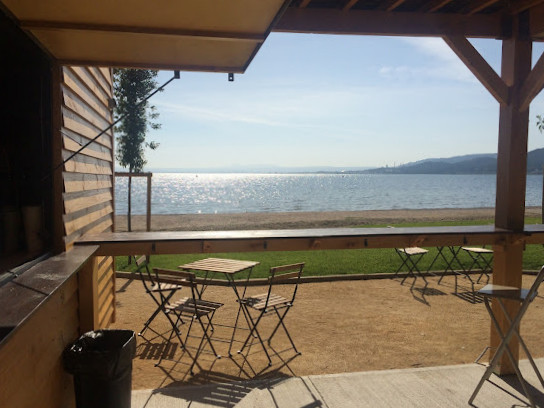 restaurant image
