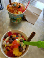 Tutti Frutti Frozen Yogurt food