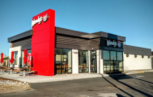 Wendy's Old Fashioned Hamburgers - Santa Fe Ave outside