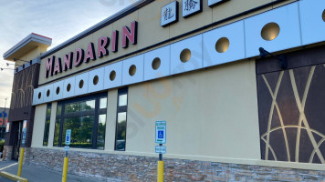 Mandarin Westborough outside