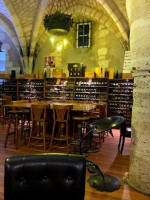 La Cave des Beaux Arts food