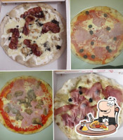 Punto Pizza food