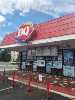 Dairy Queen (treat) outside