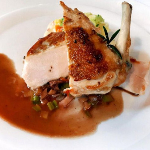 restaurant image