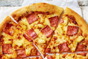 Pizza Hut food