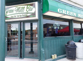 Mac's Green Mill inside