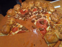 Pizza Hut food