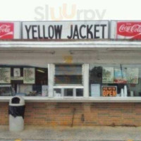 Yellow Jacket Drive In Restaurant outside