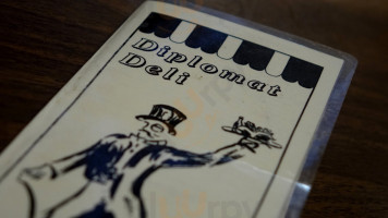 Diplomat Deli inside