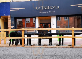 La Trattoria outside