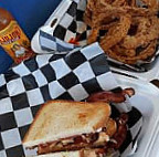 Cosse’s Corner Shack food