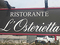 L'osterietta outside