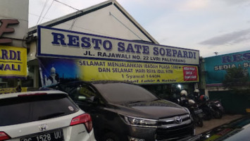 Resto Sate Soepardi outside