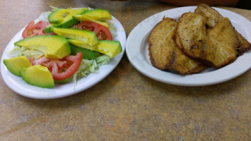 Quisqueya Luncheonette food