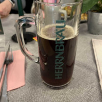 Weißbräuhaus Zum Herrnbräu food