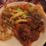 Rustic Restaurant Dentro