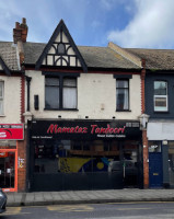 Mamataz Tandoori outside