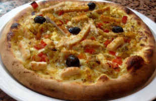 La Pizza Du Moulin food