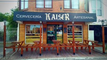 Cerveceria Kaiser inside