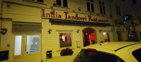 India Tandoori outside