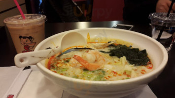 Ajsen Ramen food