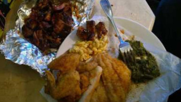 Mrs. Pat's Soul Food food