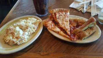 Pizza Hut food