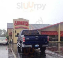 Shoney's outside