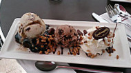 Haagen Dazs food