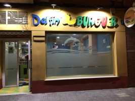 Hamburgueseria Delfin inside