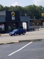 Buffalo Wild Wings outside