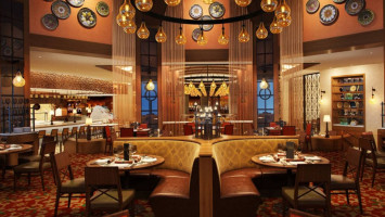 Carmine's Atlantis Paradise Island food