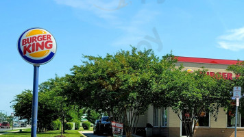 Burger King outside