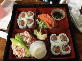 Bonzai Sushi food