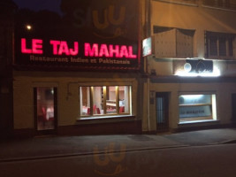 Le Taj Mahal food