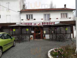 Auberge de la Boiserie outside